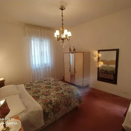 Casa Gialla Guest house *