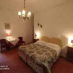 Casa de hóspedes Casa Gialla *
