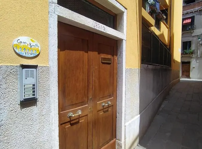 Pensión Casa Gialla *