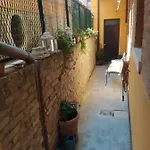 Casa Gialla بيت ضيافة