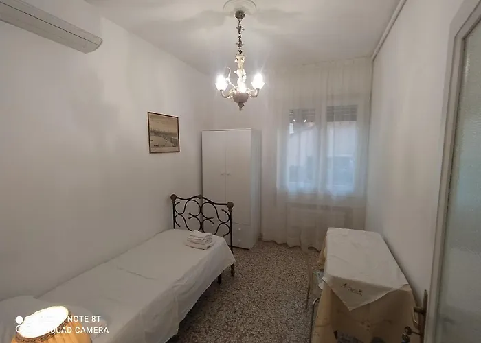 Affittacamere Casa Gialla Venezia