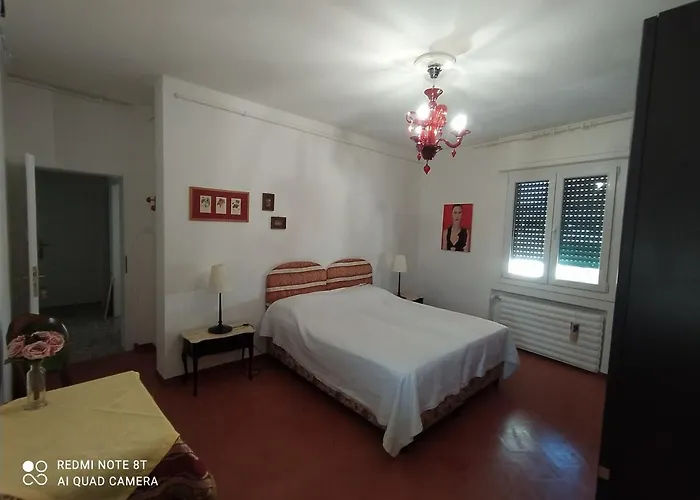 Casa Gialla * Venice